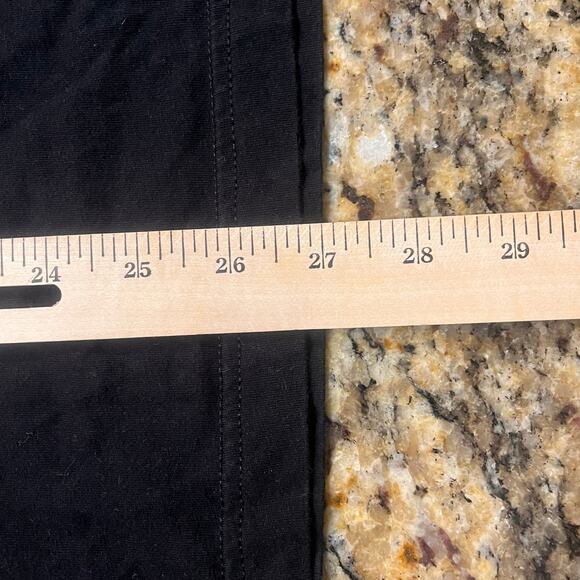 LIZZO T-Shirt The Special Tour Fall 2022 Concert womens Size Medium Black - Picture 6 of 7